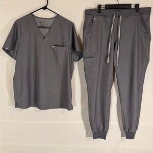 Figs Charcoal/heather grey women’s Scrub Set